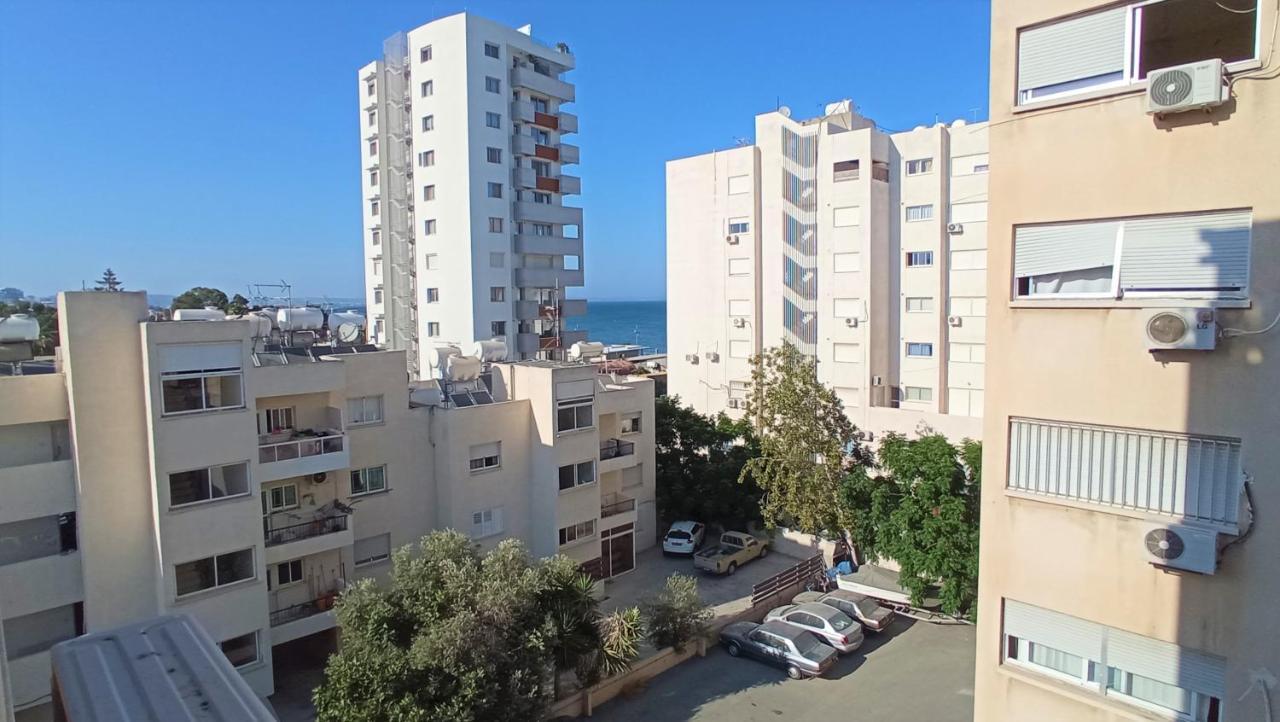 5 Min To The Beach Holiday Shared Apartment Incl Netflix - Private Room In 3 Bdr Apt لارنكا المظهر الخارجي الصورة